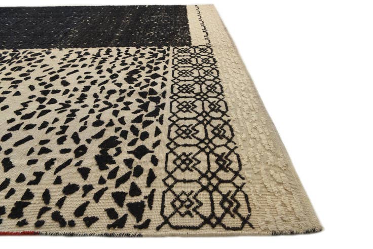 Detail image of 7' 5 x 10' 2 Hand Knotted Darya Wool Rug