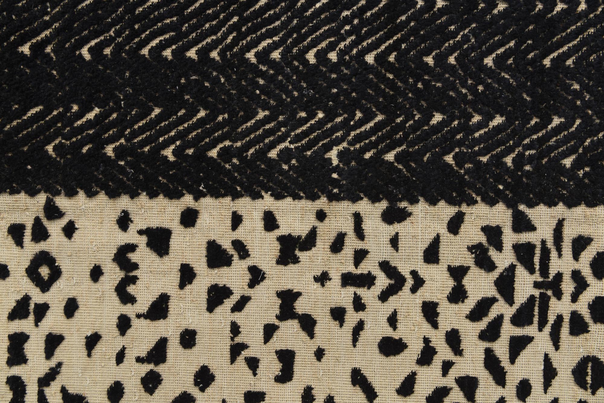 7' 5 x 10' 2 Hand Knotted Darya Wool Rug