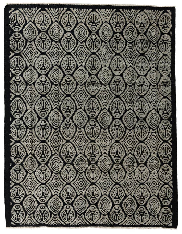 Detail image of 8' 4 x 10' 3 Hand Knotted Darya Wool Rug