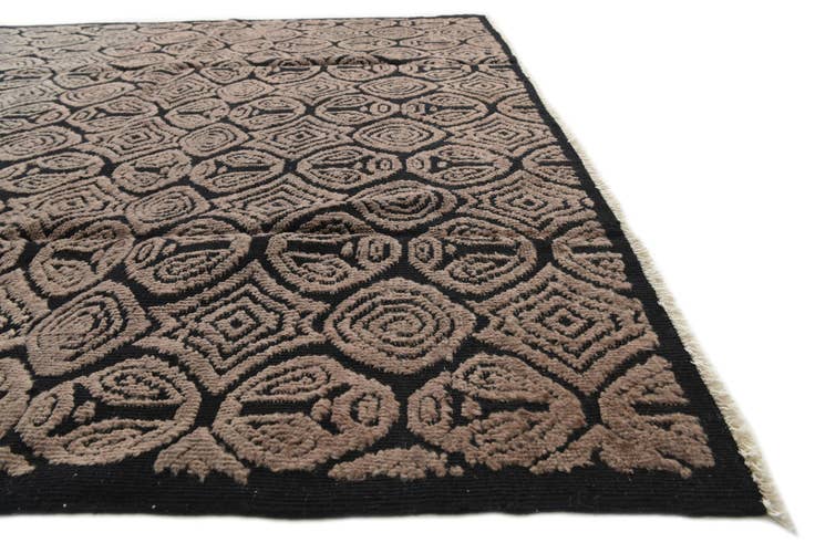 Detail image of 8' 4 x 10' 4 Hand Knotted Darya Wool Rug