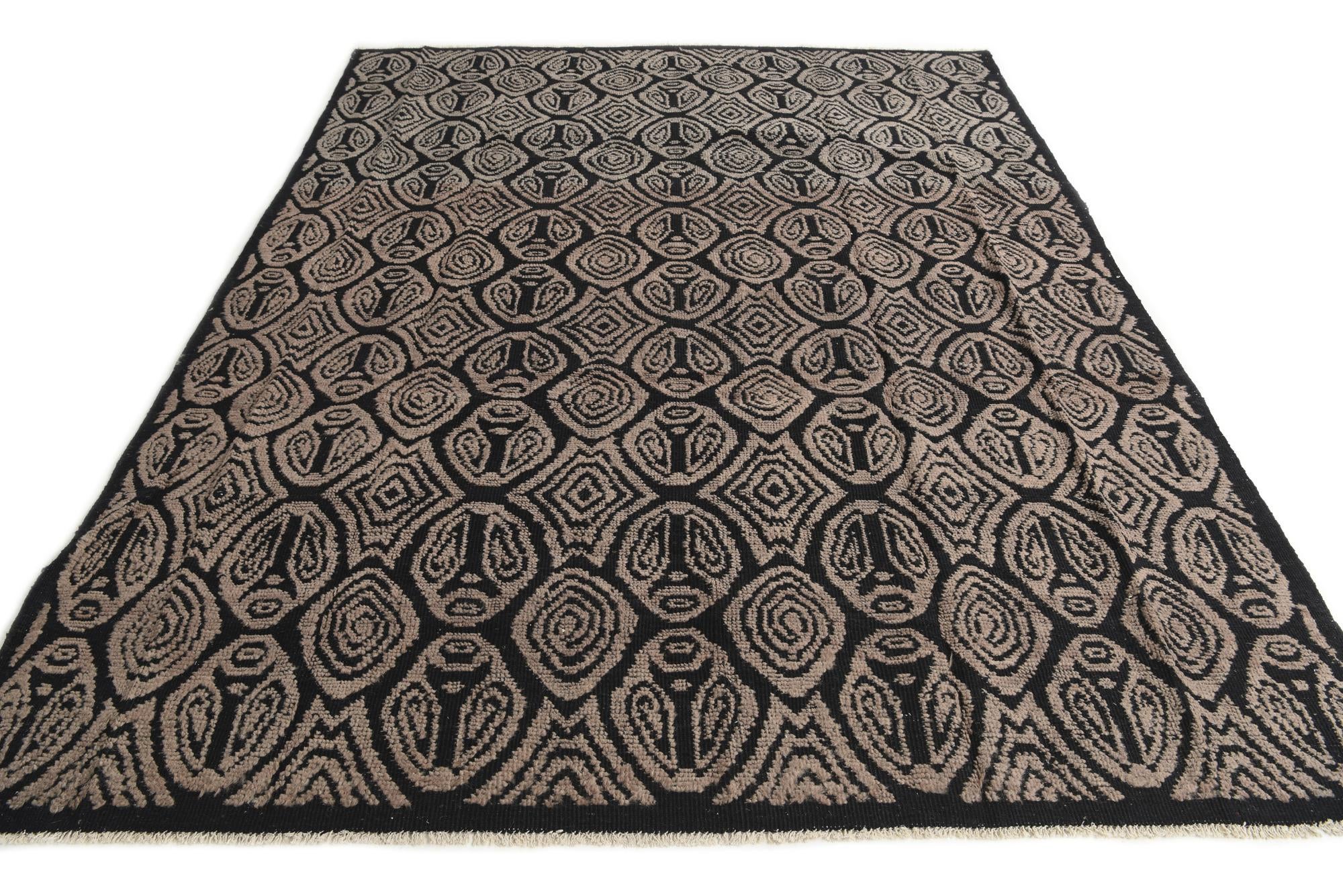 8' x 10' 7 Hand Knotted Darya Wool Rug
