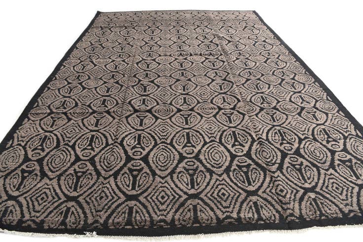 Detail image of 9' 10 x 14' 1 Hand Knotted Darya Wool Rug