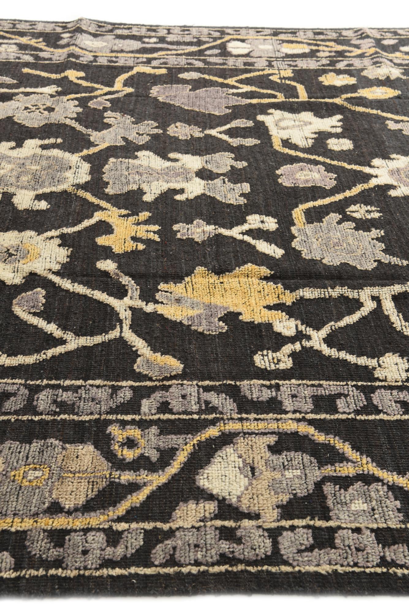9' 1 x 12' 9 Hand Knotted Darya Wool Rug