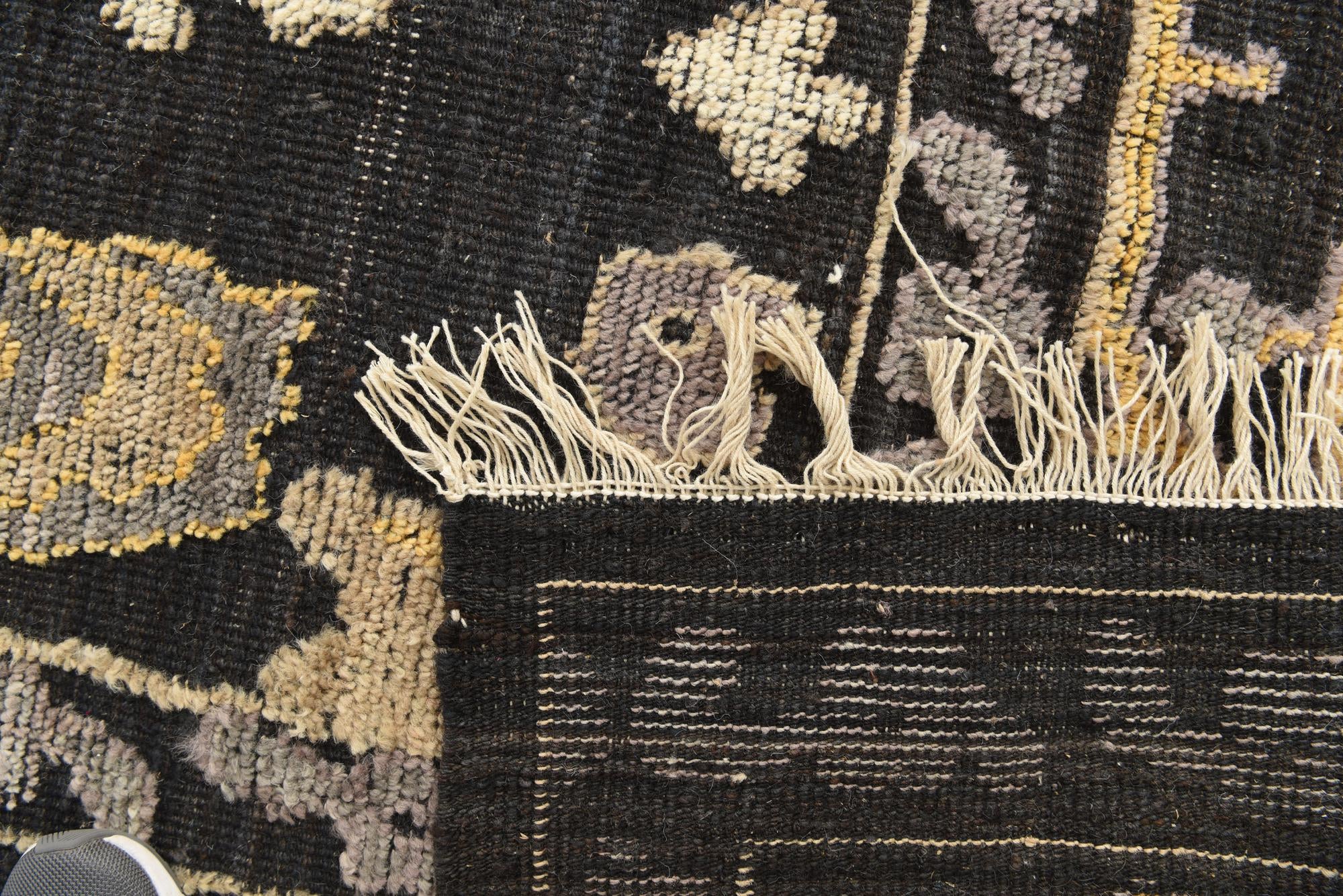 9' 1 x 12' 9 Hand Knotted Darya Wool Rug