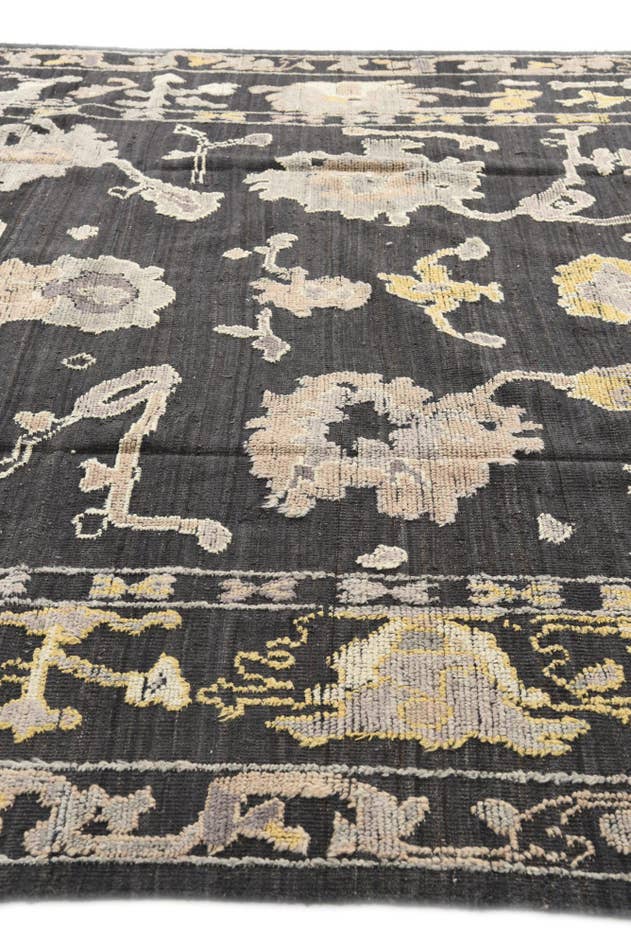 Detail image of 9' 2 x 12' 2 Hand Knotted Darya Wool Rug