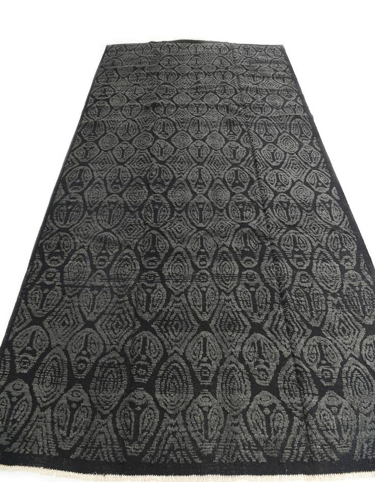 Detail image of 9' 9 x 12' 2 Hand Knotted Darya Wool Rug