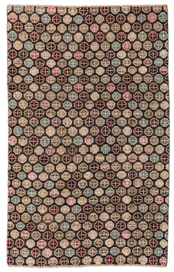 Detail image of 4' 10 x 7' 9 Hand Knotted Darya Wool Rug