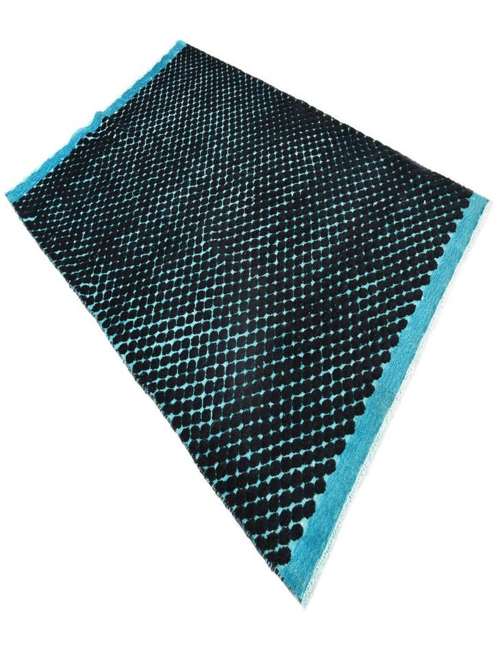 Detail image of 5' 2 x 8' 2  Hand Knotted Darya Wool Rug