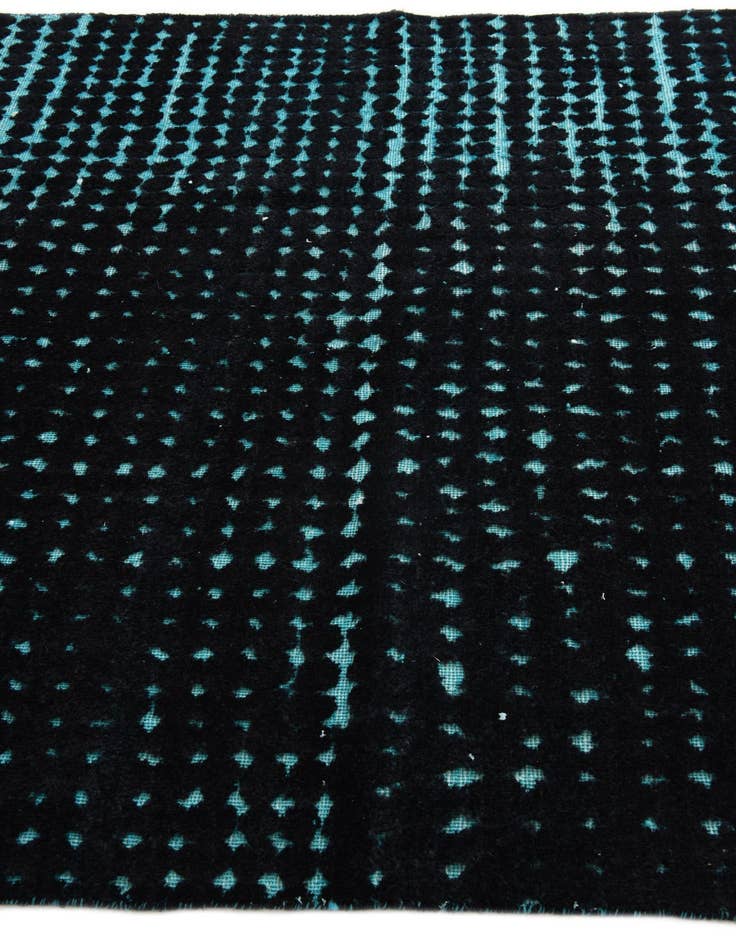 Detail image of 5' 5 x 8' 4  Hand Knotted Darya Wool Rug