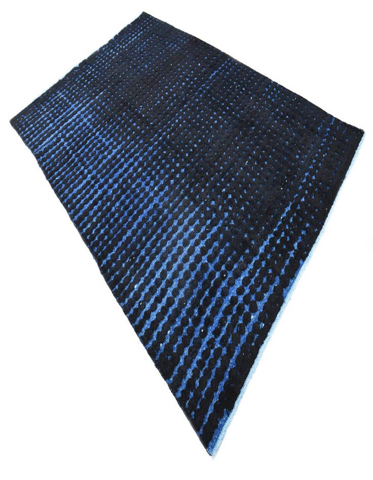 Detail image of 6' 7 x 9' 9  Hand Knotted Darya Wool Rug