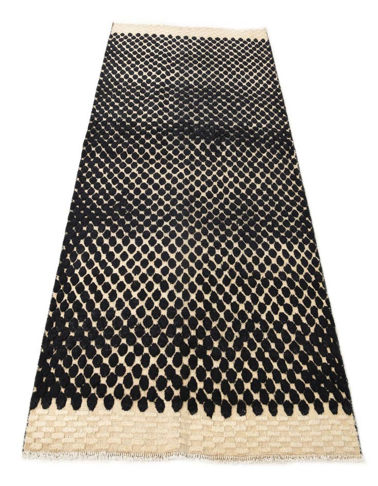 Detail image of 5' 8 x 8'  Hand Knotted Darya Wool Rug