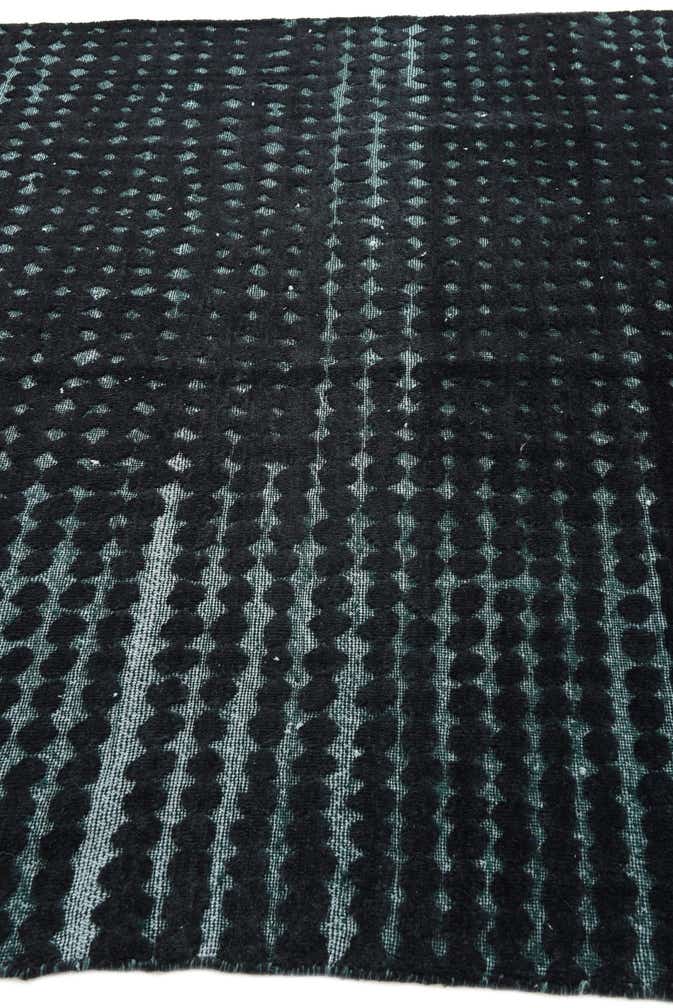 6' 6 x 10' 3 Hand Knotted Darya Wool Rug