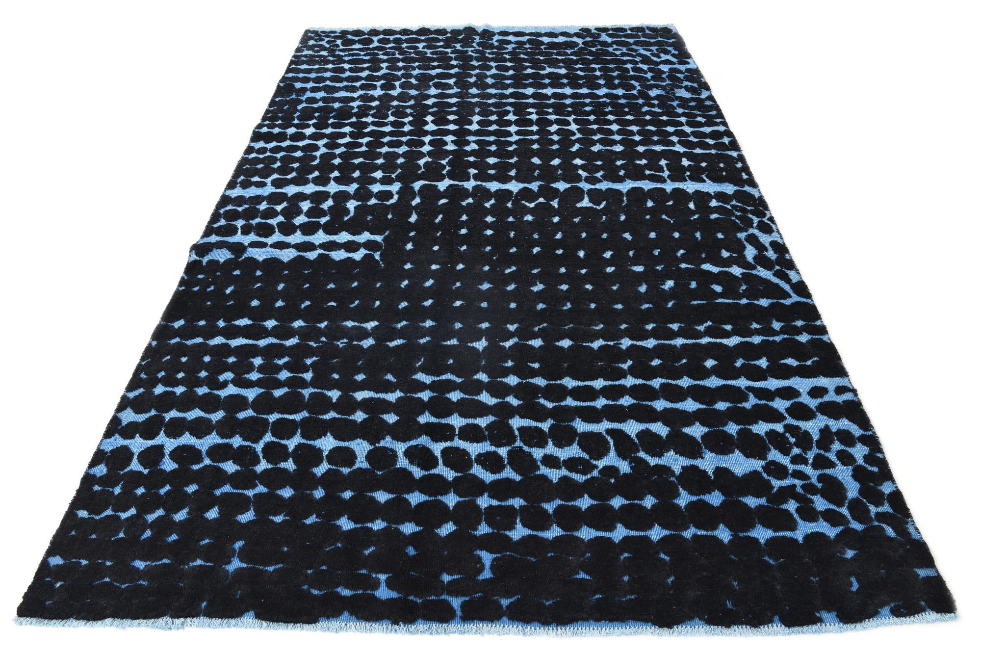 6' 6 x 10' Hand Knotted Darya Wool Rug