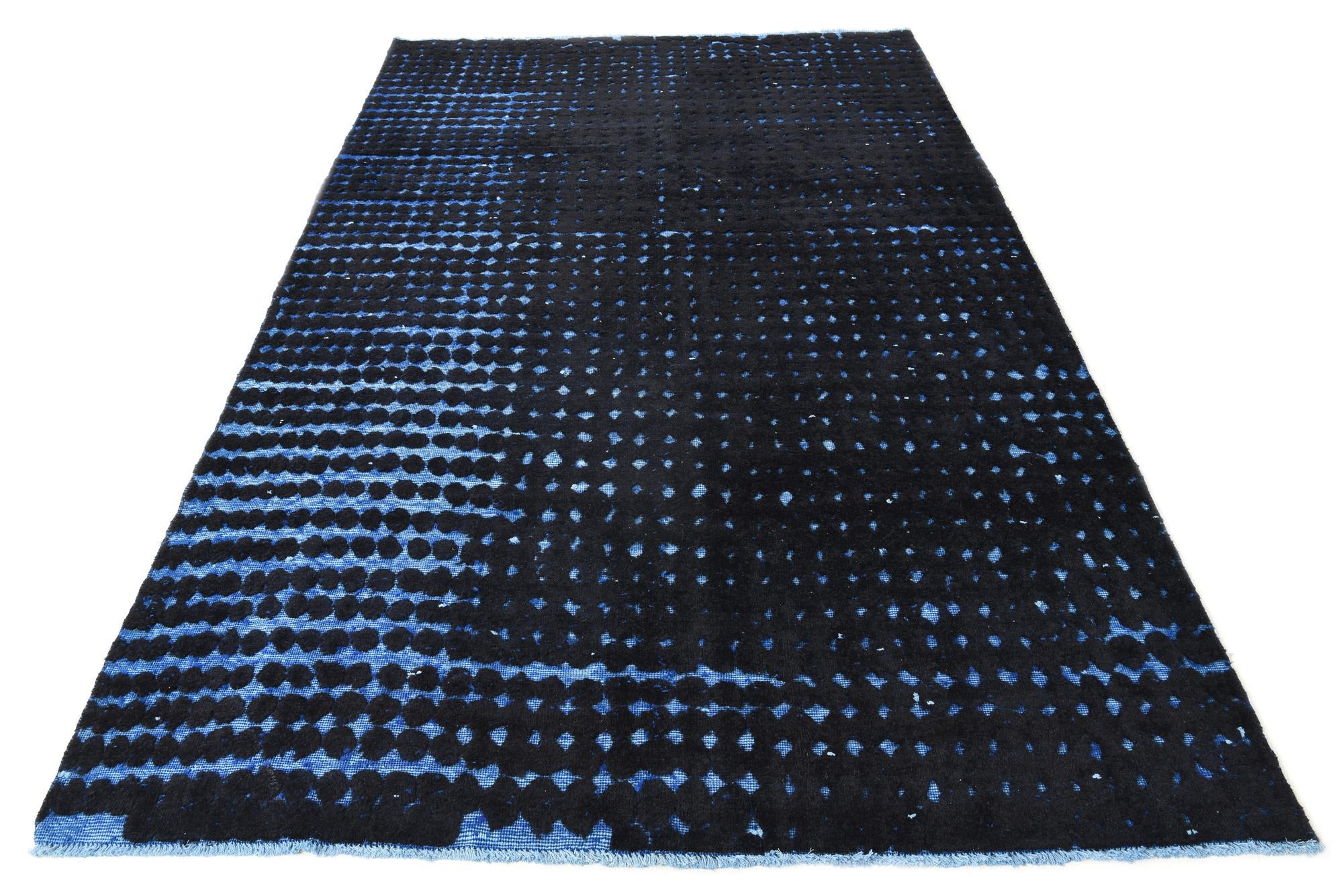 6' 6 x 10' Hand Knotted Darya Wool Rug