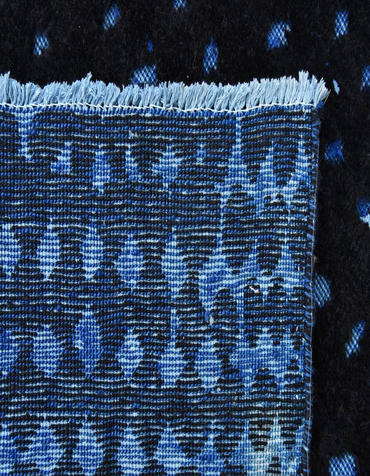 Detail image of 6' 6 x 10'  Hand Knotted Darya Wool Rug