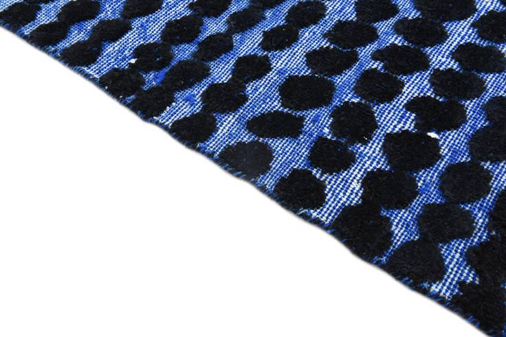 Detail image of 8' x 10' 3 Hand Knotted Darya Wool Rug