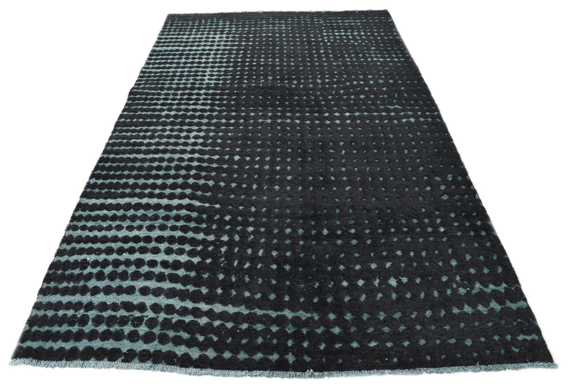 6' 4 x 10' Hand Knotted Darya Wool Rug