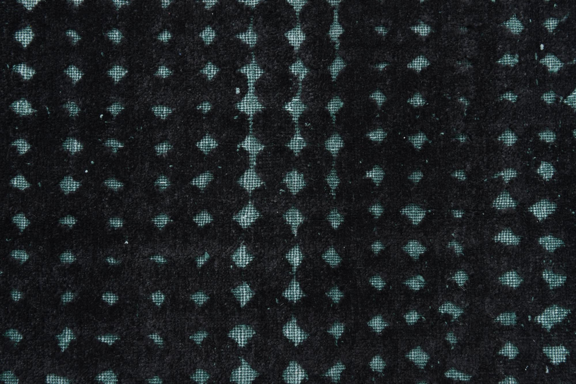 6' 4 x 10' Hand Knotted Darya Wool Rug