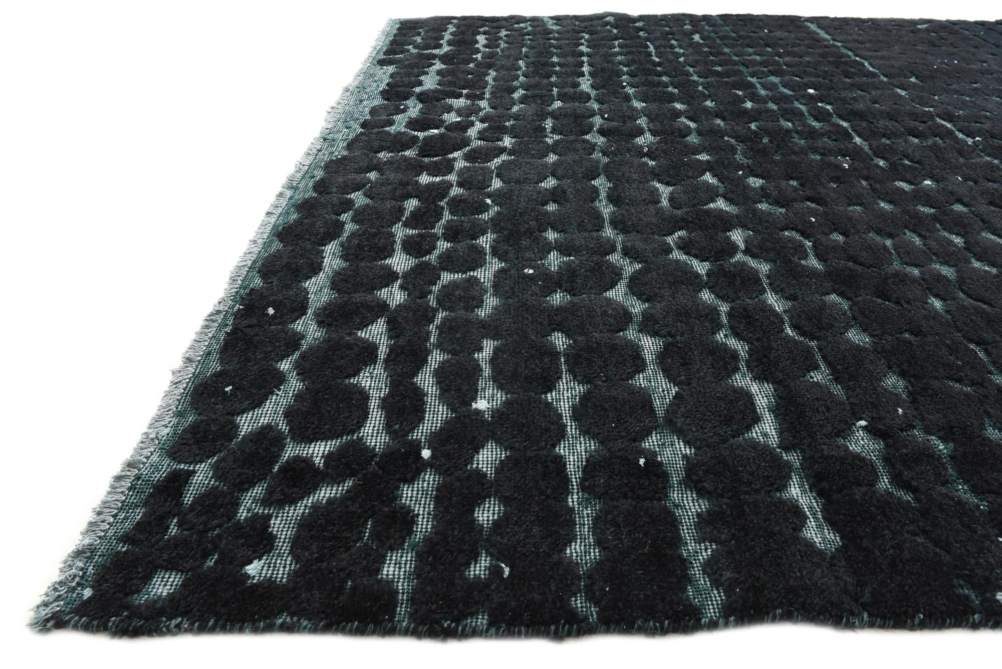 6' 6 x 10' 2 Hand Knotted Darya Wool Rug