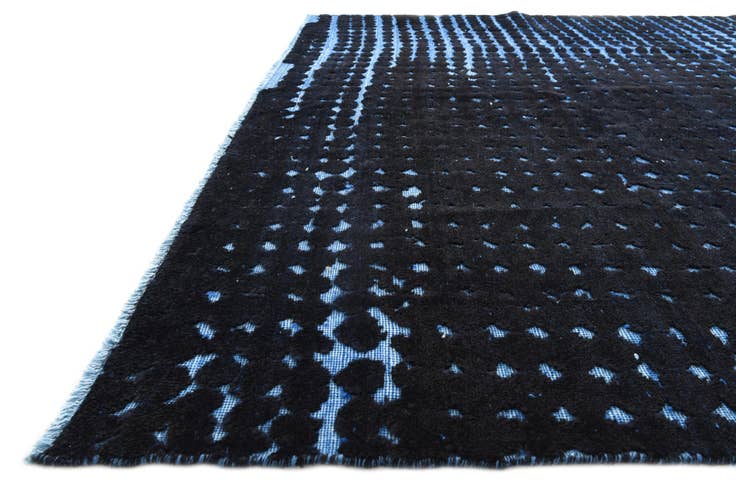 Detail image of 7' 10 x 10' 3 Hand Knotted Darya Wool Rug