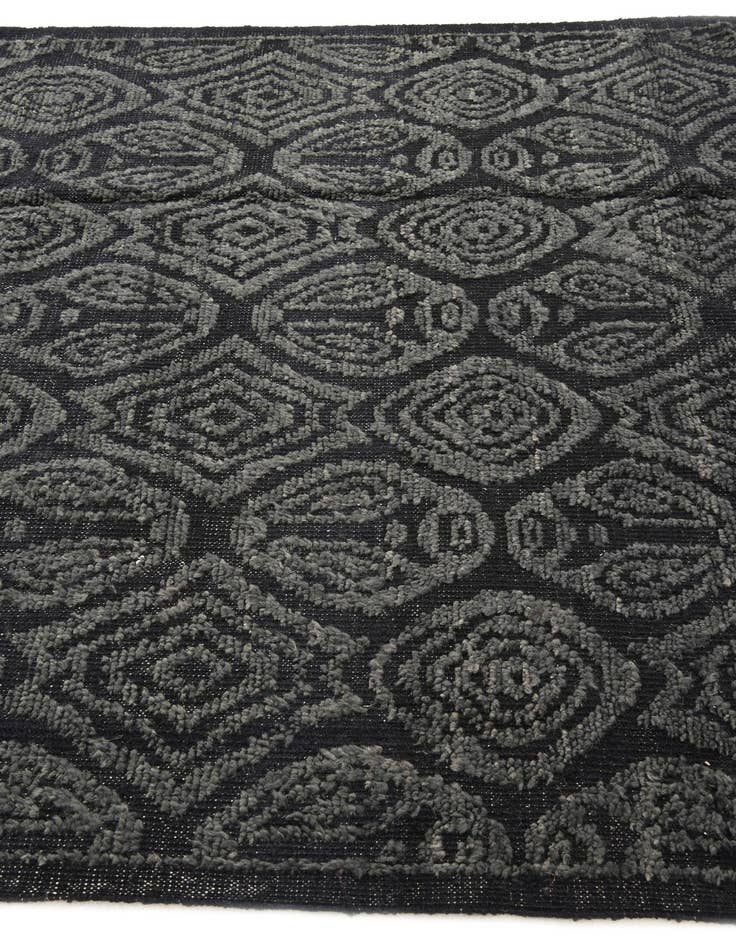Detail image of 5' 5 x 10'  Hand Knotted Darya Wool Rug