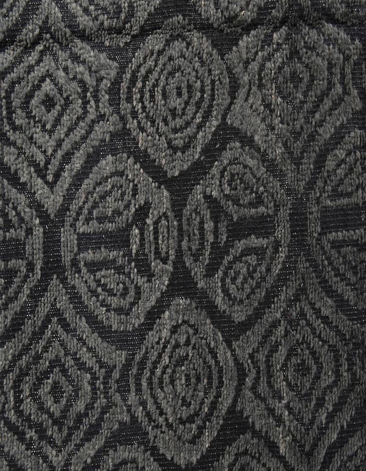 Detail image of 5' 5 x 10'  Hand Knotted Darya Wool Rug