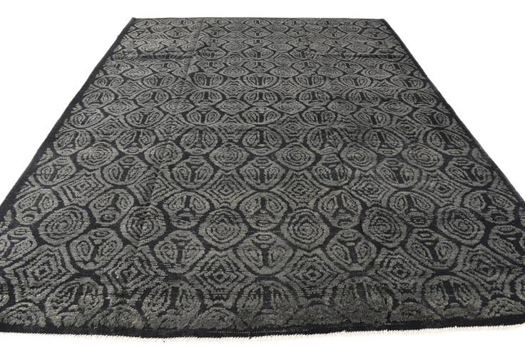 Detail image of 295cm x 370cm Hand Knotted Darya Wool Rug