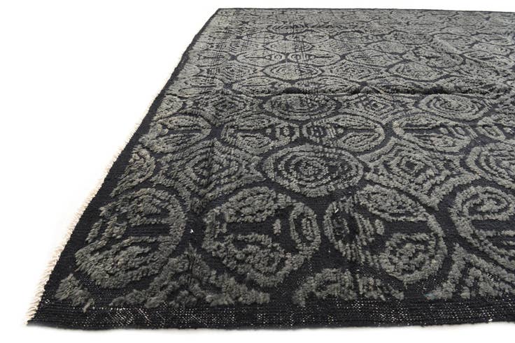 Detail image of 295cm x 370cm Hand Knotted Darya Wool Rug