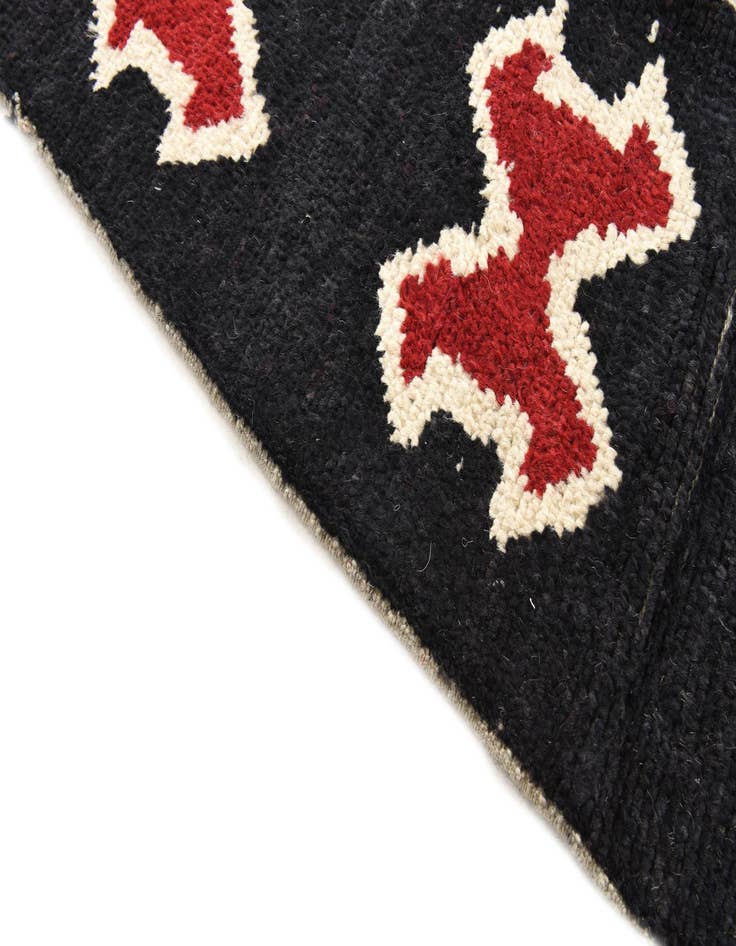 Detail image of 9' x 12' 5  Hand Knotted Darya Wool Rug