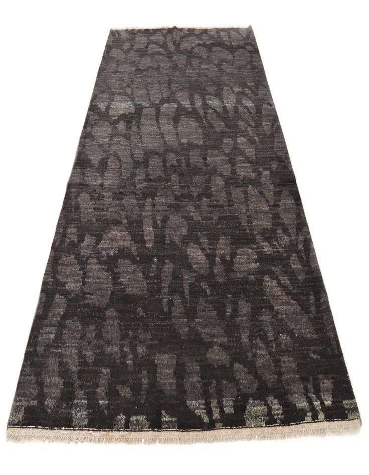 Detail image of 6' 6 x 9' 9  Hand Knotted Darya Wool Rug