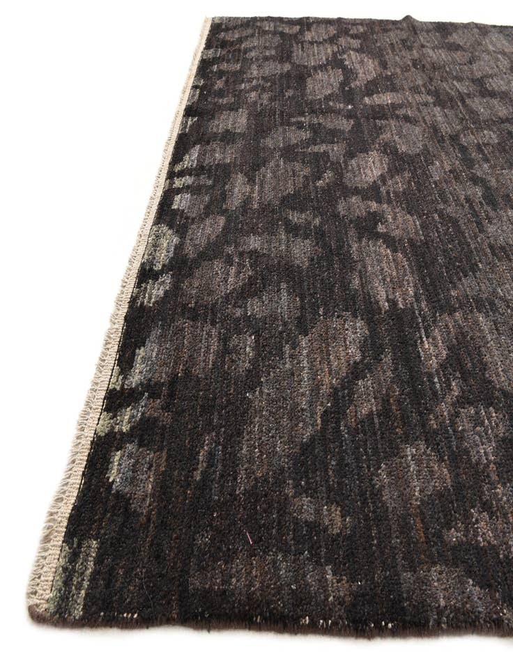 Detail image of 6' 6 x 9' 9  Hand Knotted Darya Wool Rug