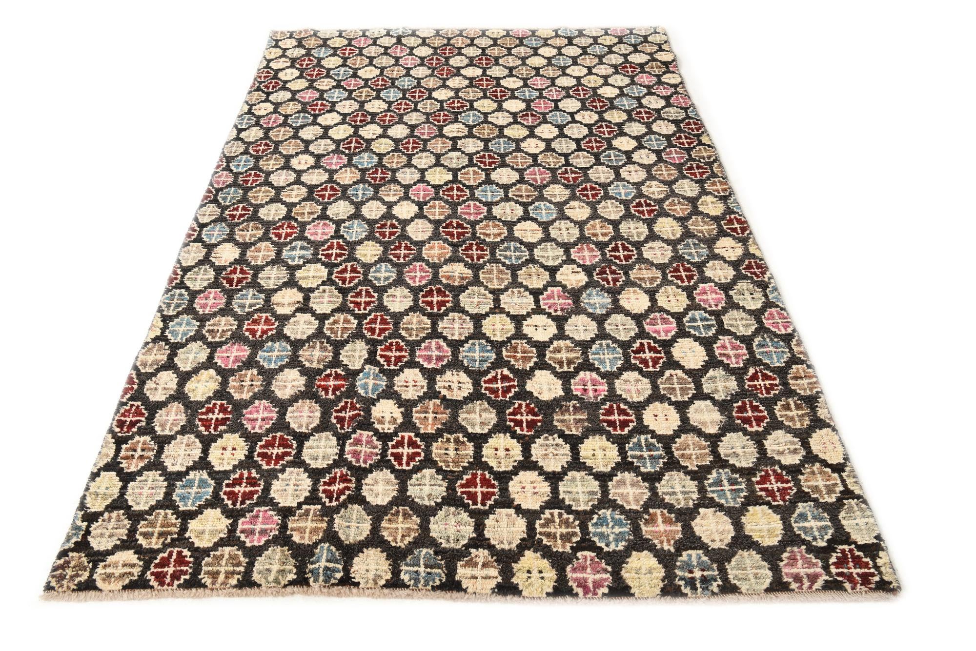 5' 2 x 7' 10 Hand Knotted Darya Wool Rug