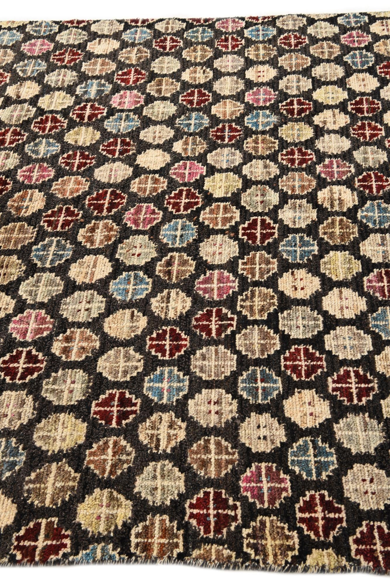 5' 2 x 7' 10 Hand Knotted Darya Wool Rug