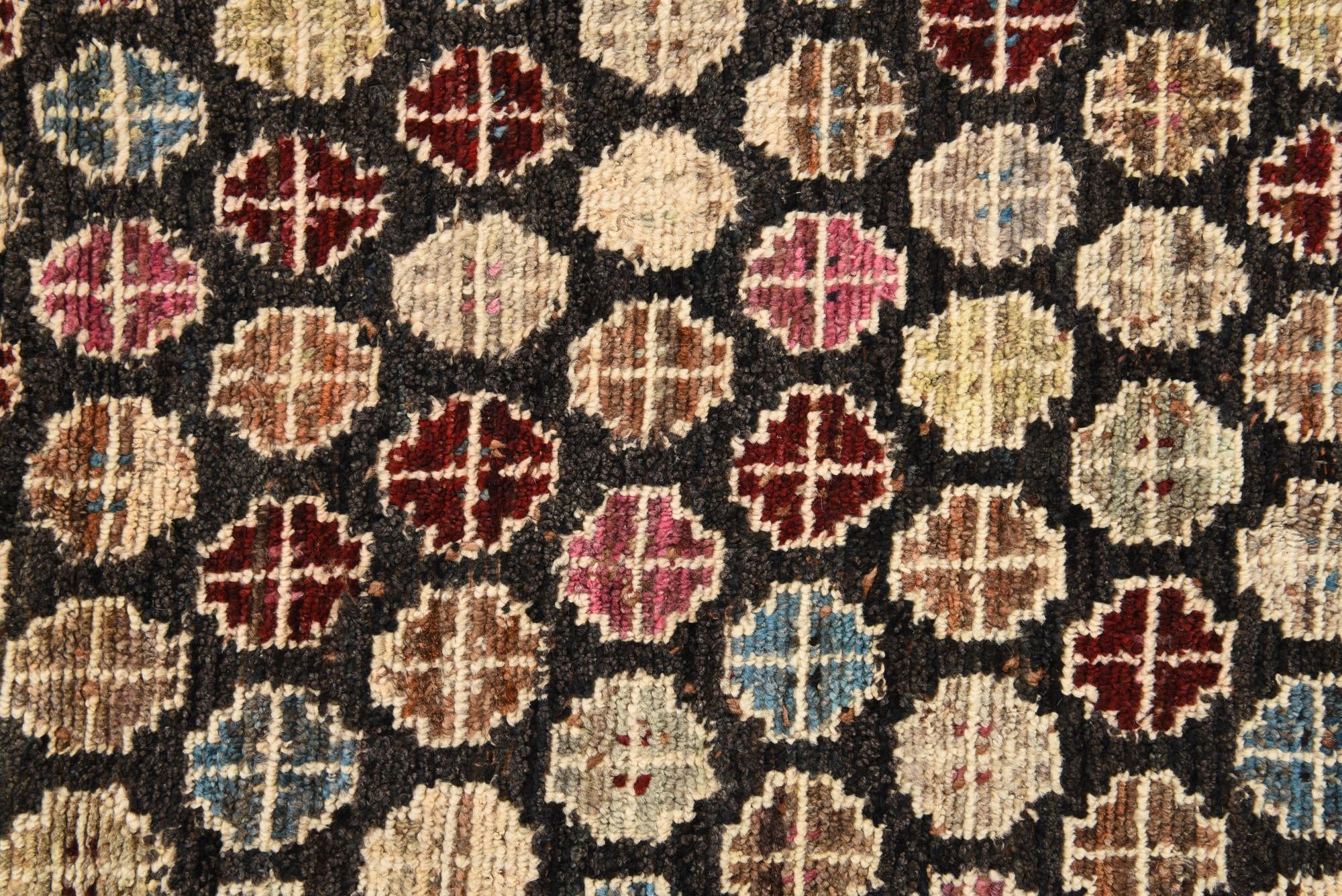 5' 2 x 7' 10 Hand Knotted Darya Wool Rug