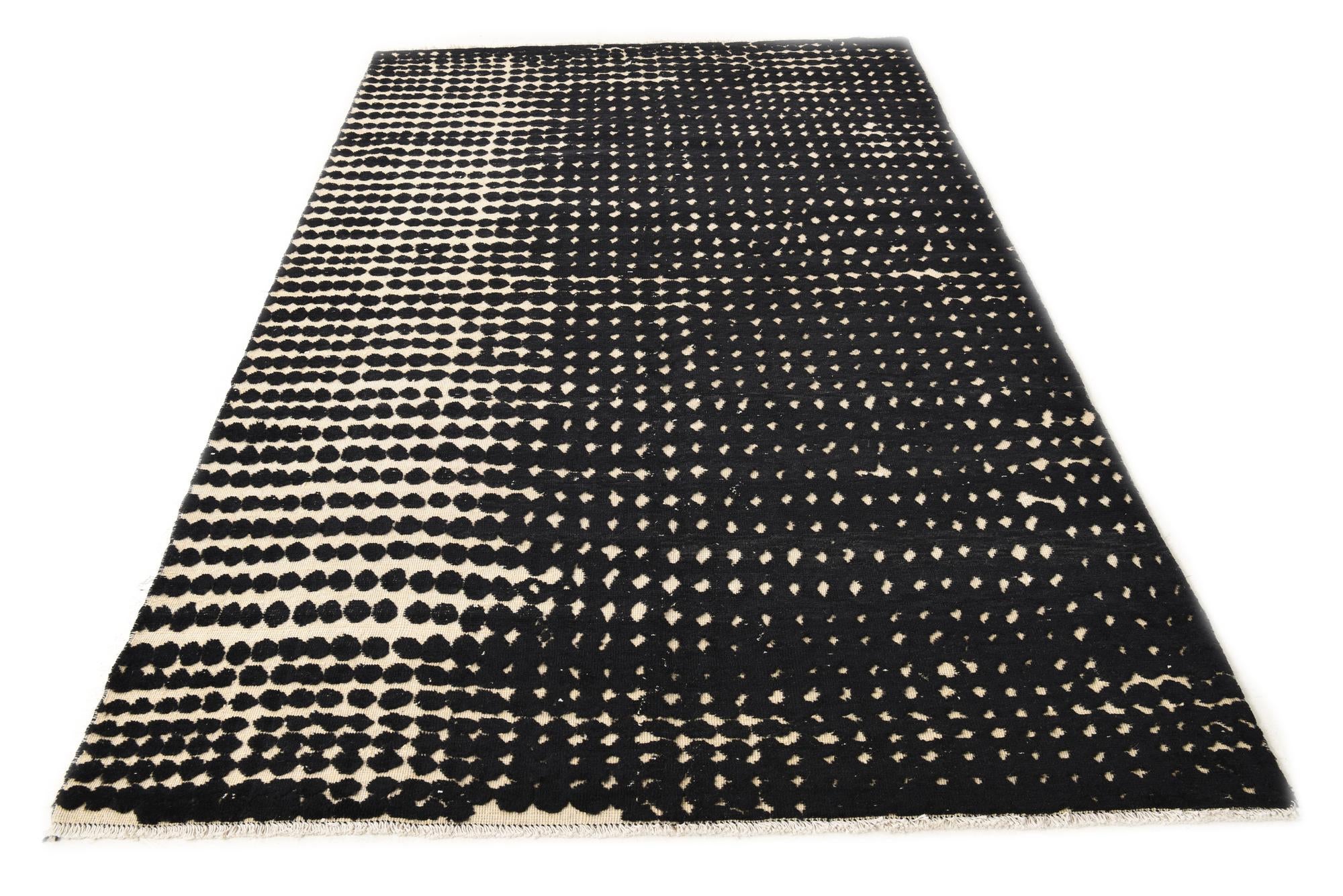 6' 6 x 10' 3 Hand Knotted Darya Wool Rug
