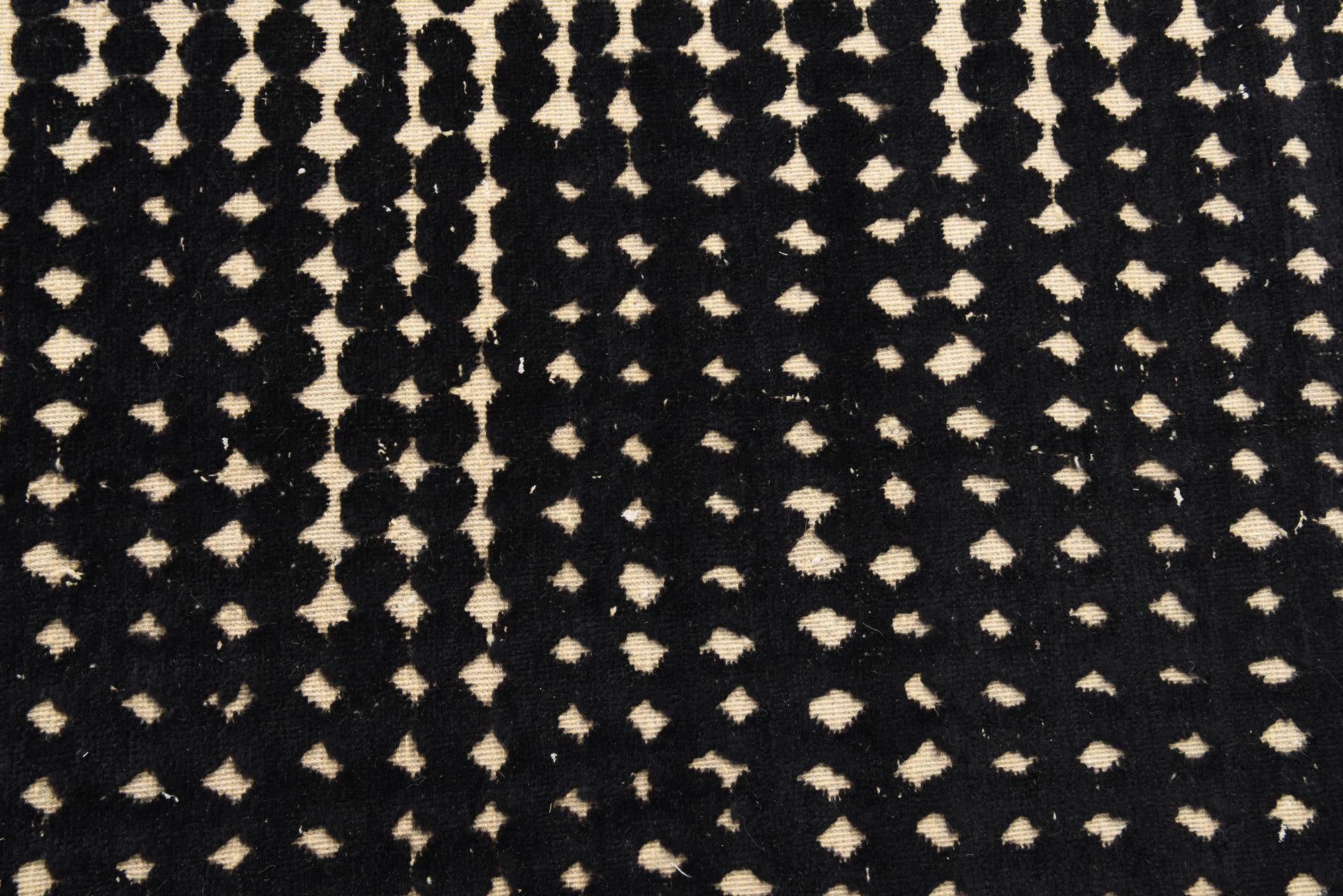 6' 6 x 10' 3 Hand Knotted Darya Wool Rug