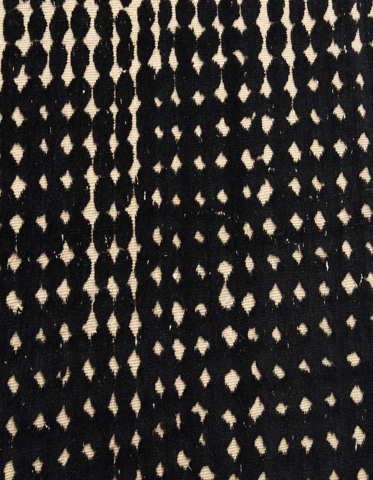 Detail image of 6' 6 x 10' 3  Hand Knotted Darya Wool Rug