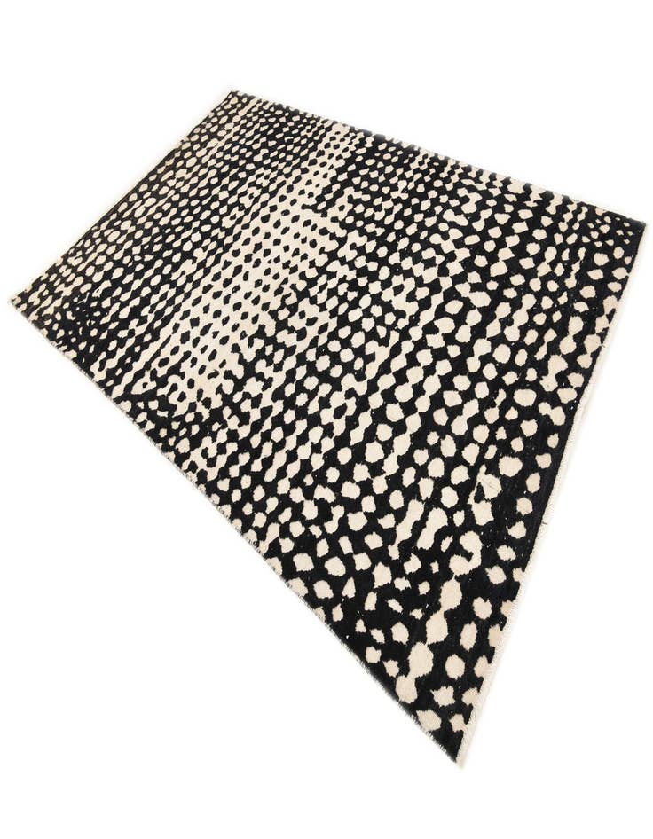 Detail image of 6' 4 x 10' 5  Hand Knotted Darya Wool Rug