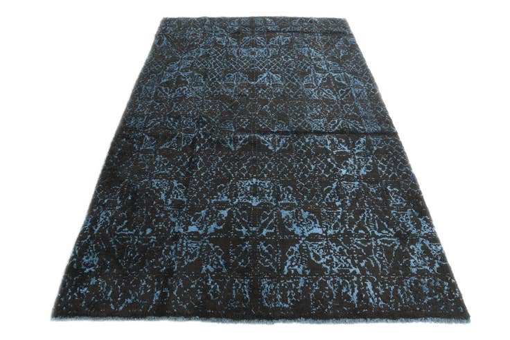 Detail image of 5' 2 x 8' 2 Hand Knotted Darya Rug