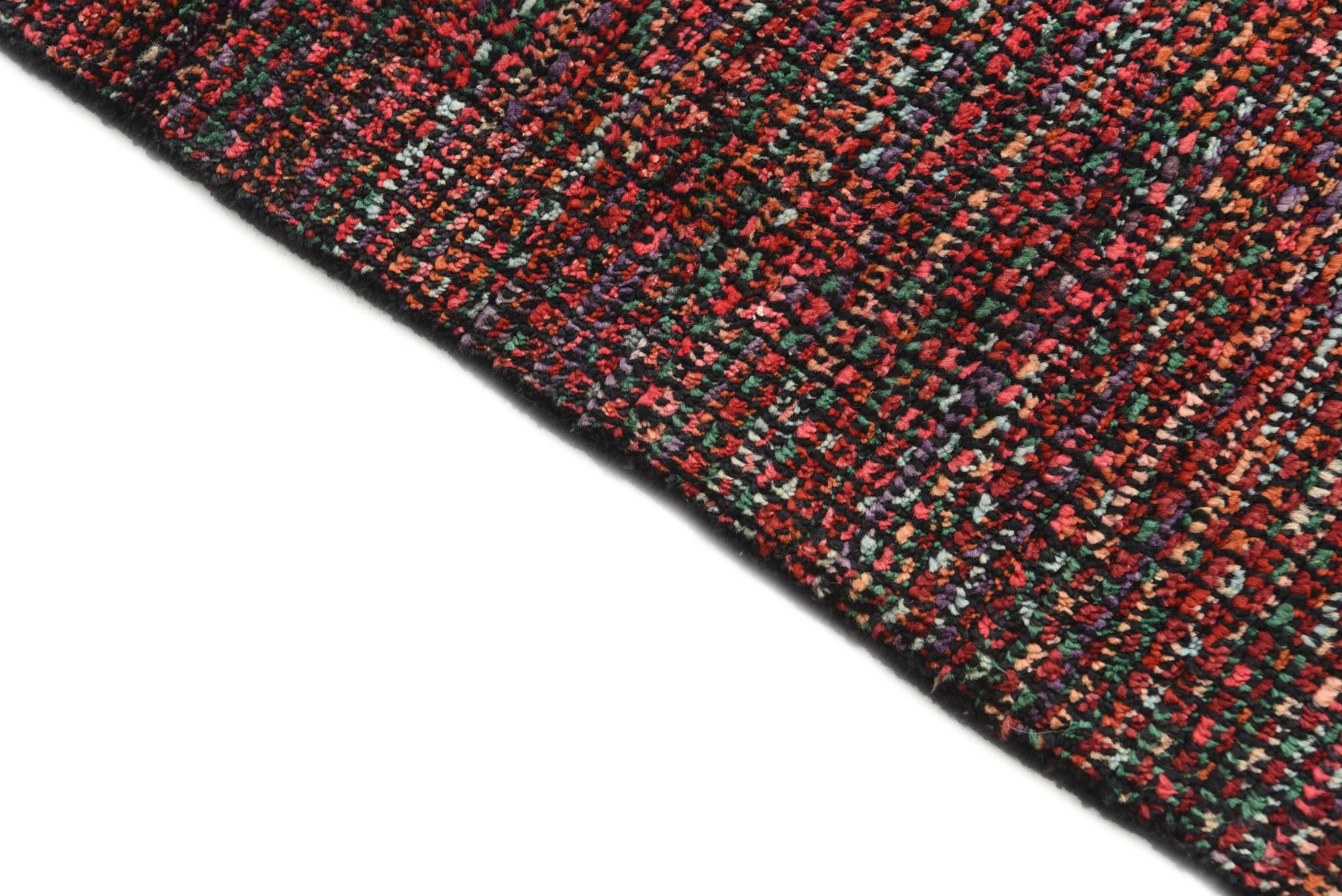 5' 9 x 8' 2 Hand Knotted Darya Wool Rug