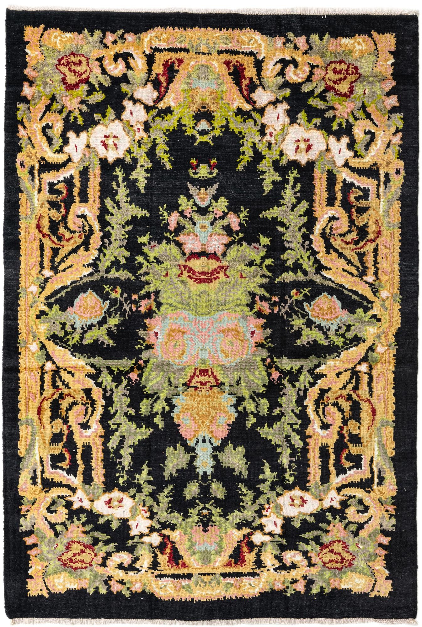 5' 6 x 8' Hand Knotted Darya Rug