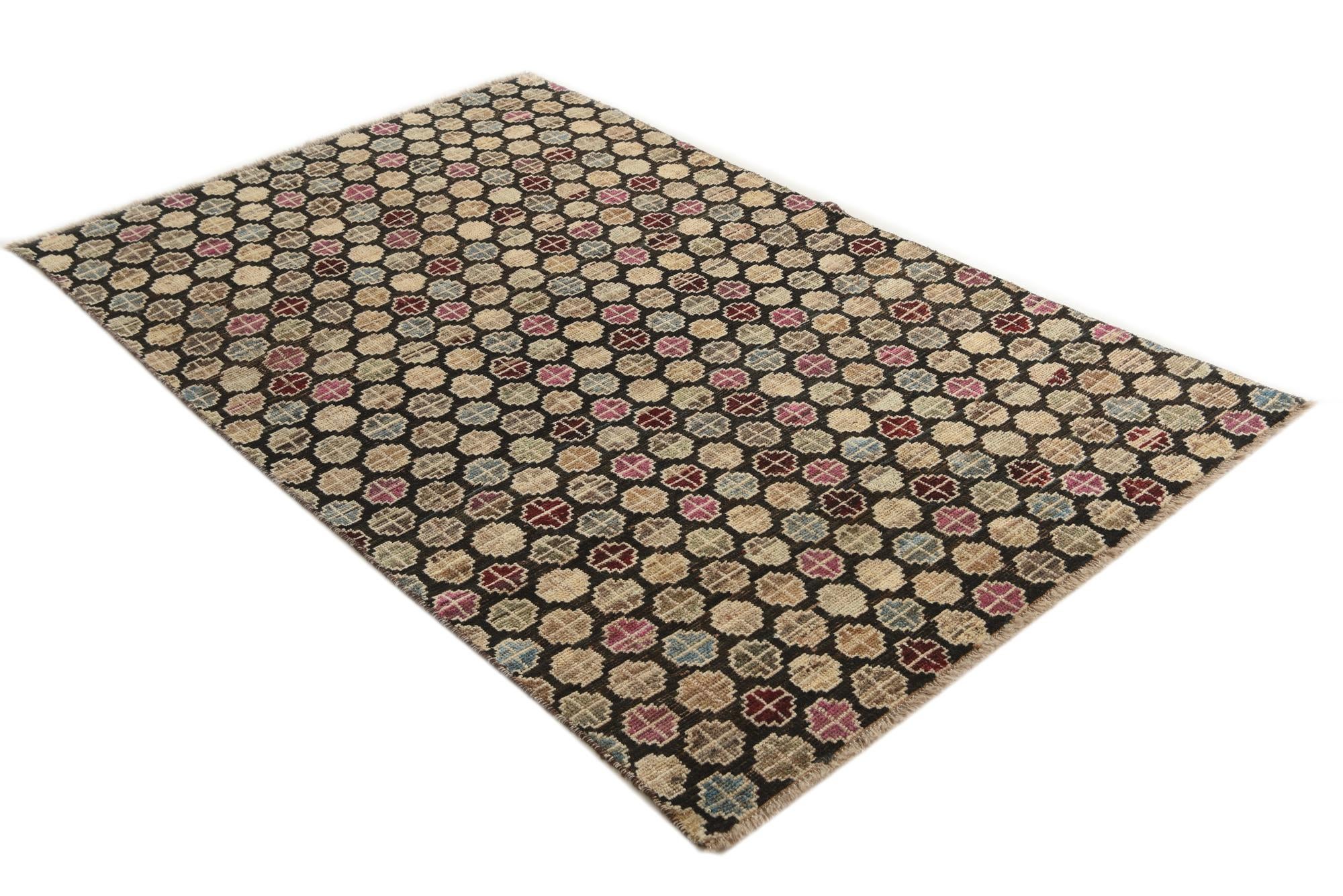 5' x 8' Hand Knotted Darya Wool Rug