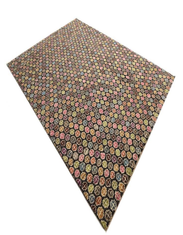 Detail image of 9' x 12' 3  Hand Knotted Darya Wool Rug