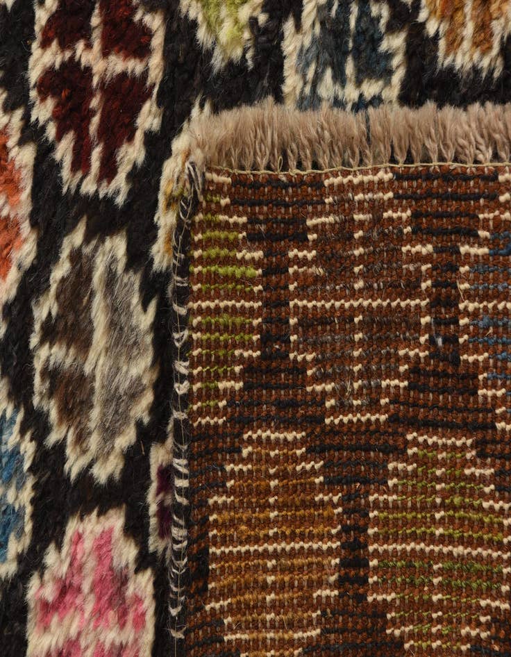 Detail image of 9' x 12' 3  Hand Knotted Darya Wool Rug