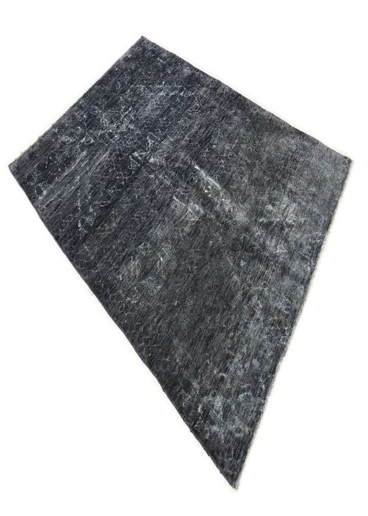 5' 10 x 8' 5 Hand Knotted Darya Wool Rug