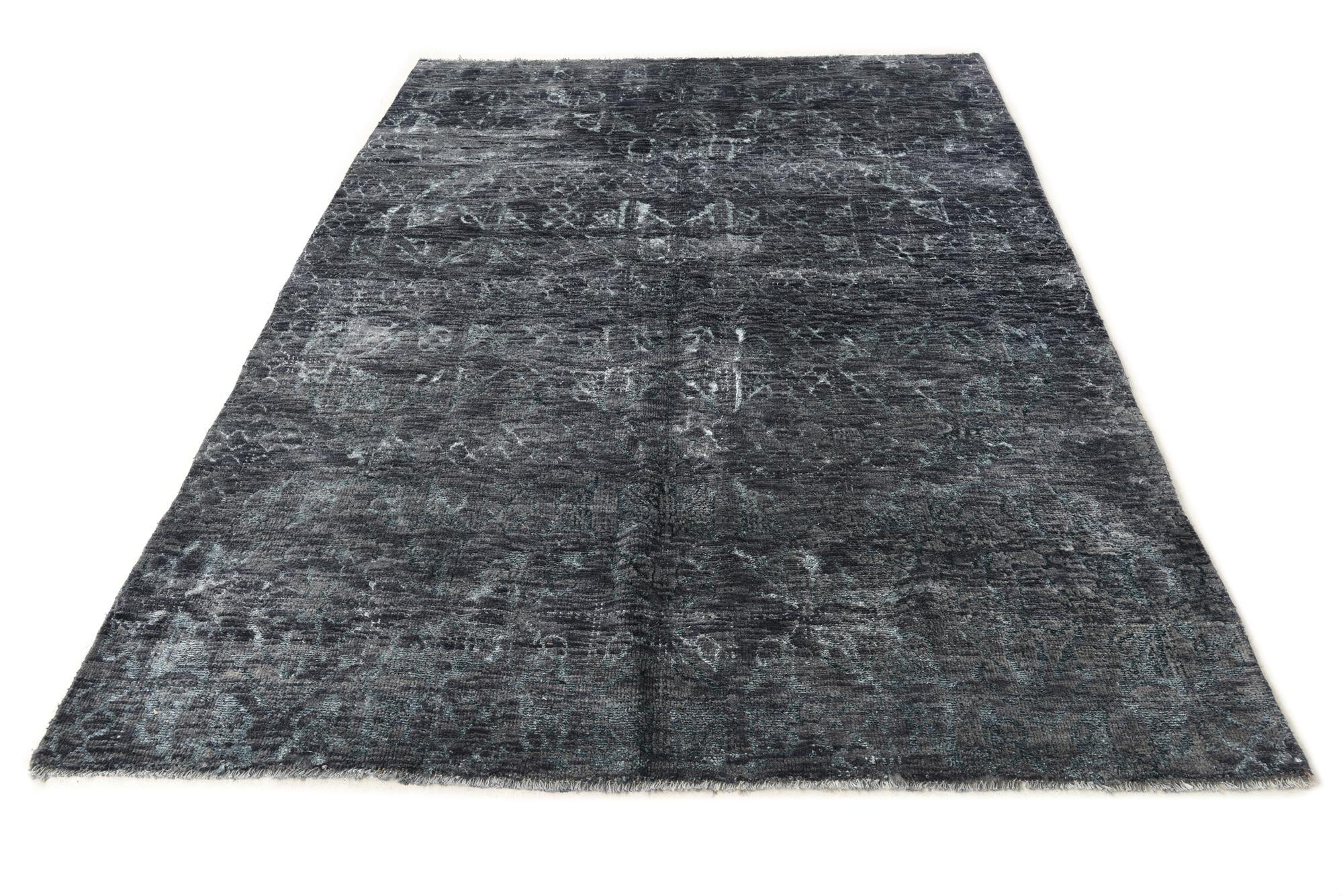 5' 10 x 8' 5 Hand Knotted Darya Wool Rug