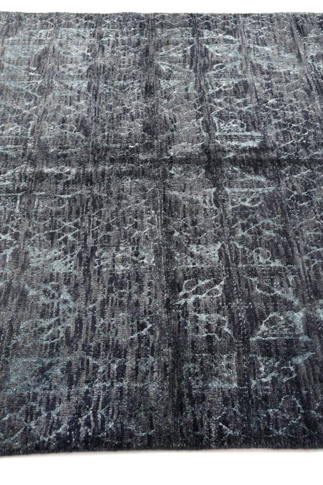 Detail image of 5' 10 x 8' 5 Hand Knotted Darya Wool Rug