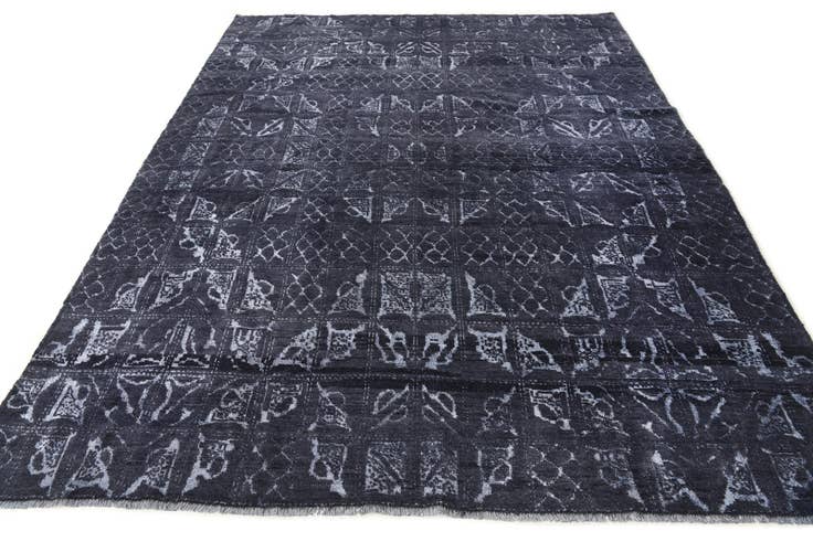 Detail image of 235cm x 305cm Hand Knotted Darya Wool Rug