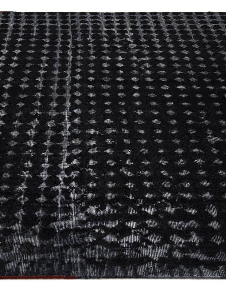 Detail image of 6' x 10'  Hand Knotted Darya Wool Rug