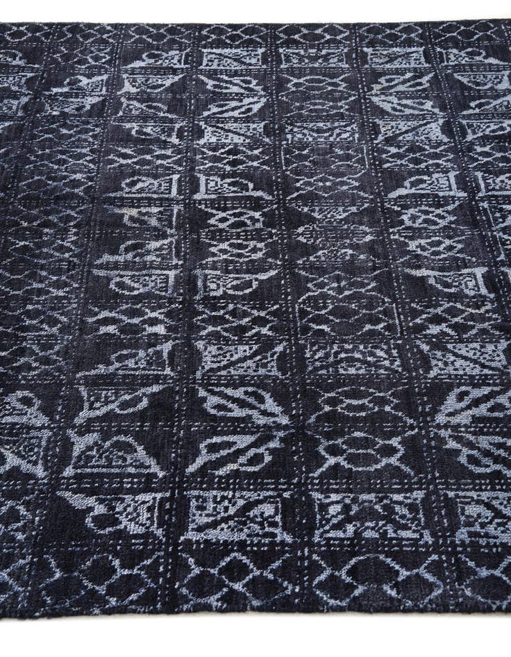 Detail image of 6' x 9' 1  Hand Knotted Darya Rug